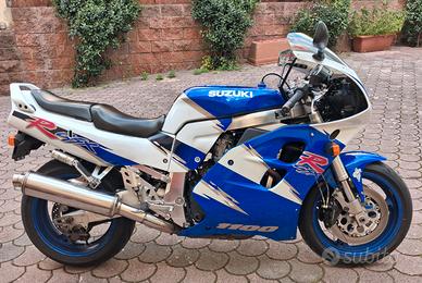 SUZUKI GSX-R 1100
