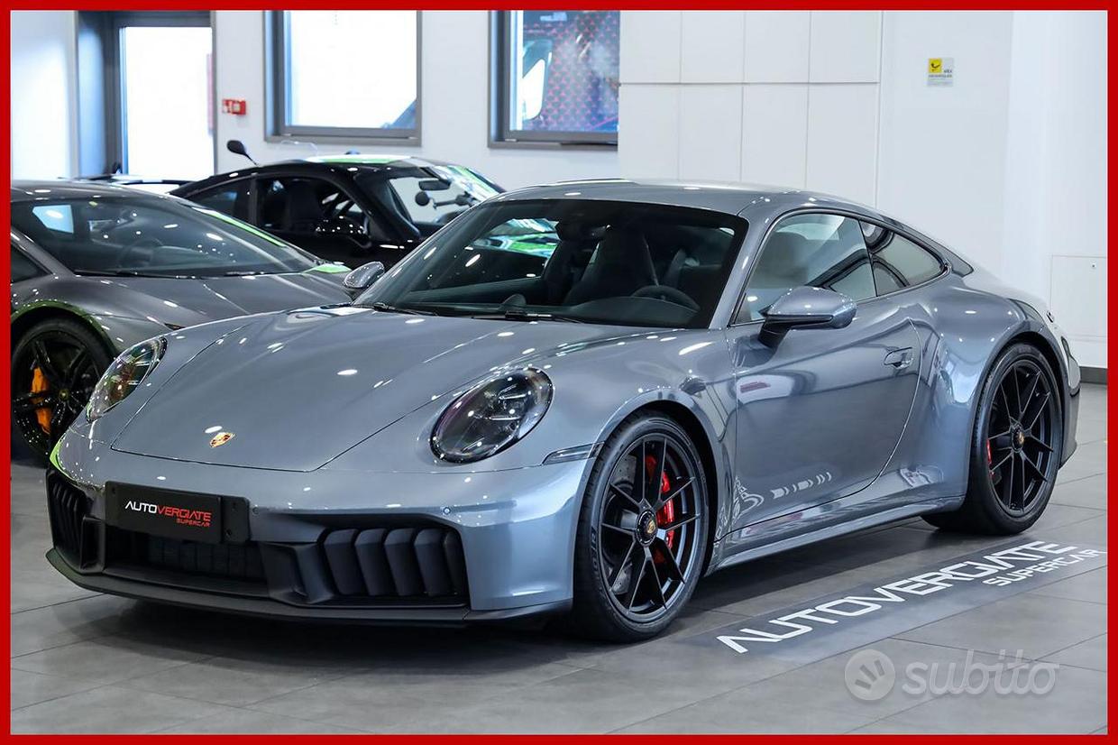 PORSCHE 911 (992)