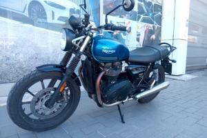 Triumph Street twin 900 Abs
