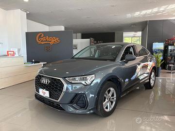Audi Q3 Sportback 35 2.0 tdi s-tronic