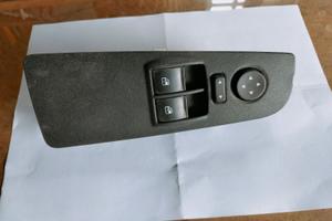 comando finestrino e specchio fiat punto