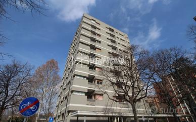 QUADRILOCALE PANORAMICO CON CANTINA ULTIMO PIANO