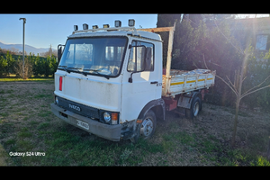 Iveco 50.10 trilaterale