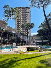 Frontevistamare piscine parco e parcheggio