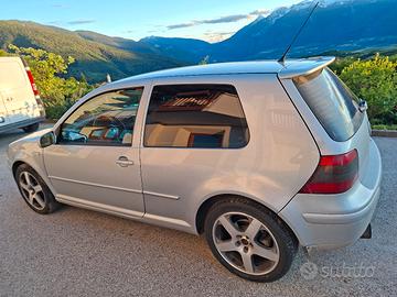 VOLKSWAGEN Golf 1.8 20V T/180 CV cat 3p. GTI