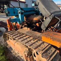 Trattore cingolato OM