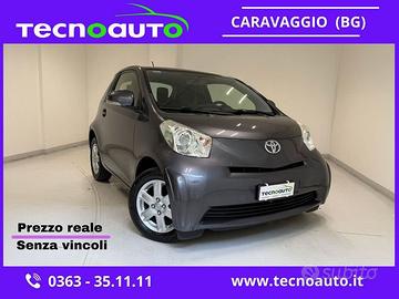 Toyota iQ 1.0 Lounge (high) CVT