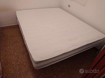 Materasso matrimoniale 160 x 200 cm + 3 materassi