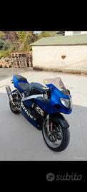 Suzuki GSX R 750