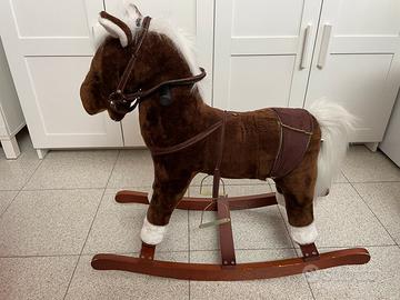 Cavallo a dondolo