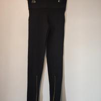 Leggins elasticizzati con zip dorate 