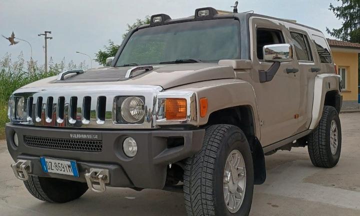 HUMMER H3 