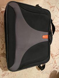 Borsa semi rigida porta pc 17 pollici