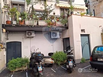 Locale commerciale a Salerno