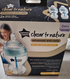 Coppia Biberon Tommee Tippee mesi 0+
