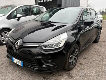 Renault Clio dCi 8V 90 CV 5 porte Duel