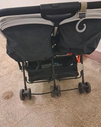 passeggino gemellare