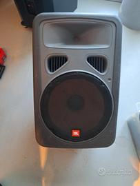 cassa attiva jbl eon g2