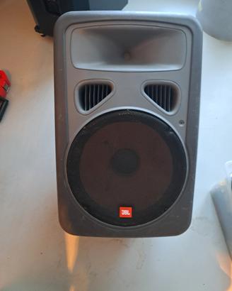 cassa attiva jbl eon g2