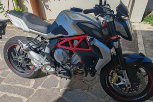 MV Augusta brutale 800 125cv