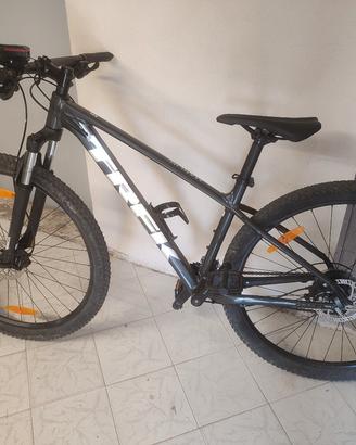 Trek Marlin 5 2023