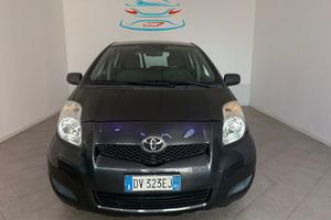 TOYOTA Yaris 1.3 5 porte .Sol