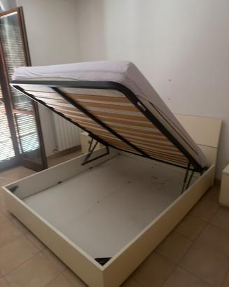 Cucina + soggiorno + stanza matrimoniale
