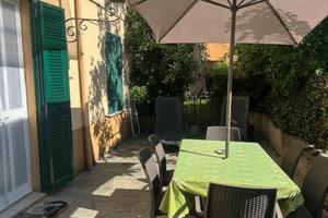 Varazze Apt con giardino 500 m centro si animali