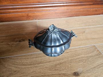 Centrotavola in peltro