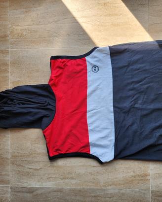 Canotta con cappuccio