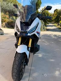 X adv 750 2026