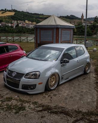 Vw GOLF 5 GTI ed Pirelli AIRRIDE