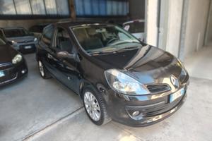 Renault Clio 1.2 16V 3 porte Le Iene
