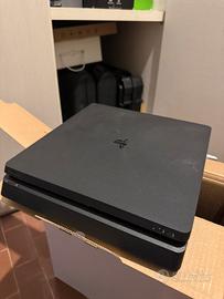 PS4 Slim 500 gb + 2 joystick e giochi + TV led 27”