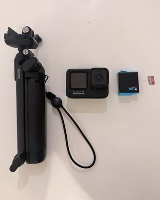 GoPro HERO 9 Black + Impugnatura/treppiede GoPro