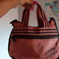 Borsa Tommy