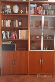 Libreria doppia i legno