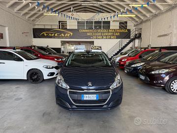 Peugeot 208 PureTech 82 5p. GPL Allure