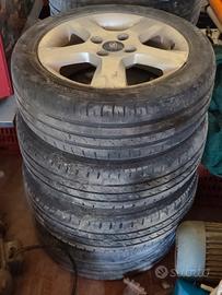 cerchi e gomme usate per Ford Fiesta 
