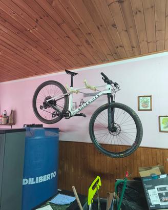 Mountain bike Race 900