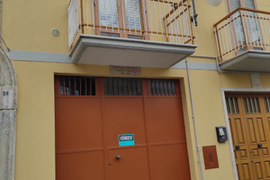 Casa singola di 200 mq più garage e terrazzo