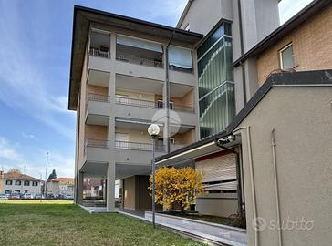 3 LOCALI A CESANO MADERNO