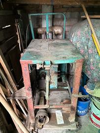 Sega per taglio legne