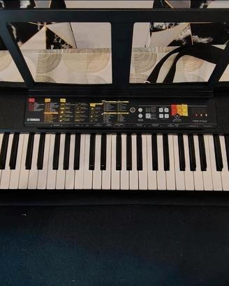 tastiera YAMAHA F52