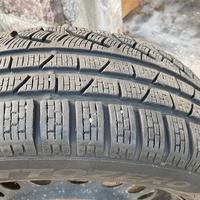 Gomme invernali Pirelli SottozeroWinter 205/60R16