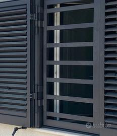 doppia porta napoletana più grata