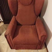 poltrona alzapersone elettrica