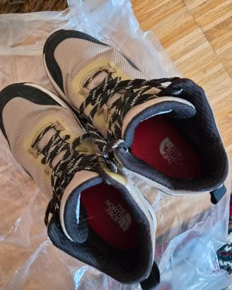 The North Face Futurelight Hiking/Trekking - Usate
