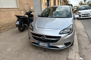 Opel Corsa BERLINA