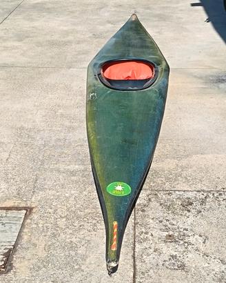 kayak in vetroresina 